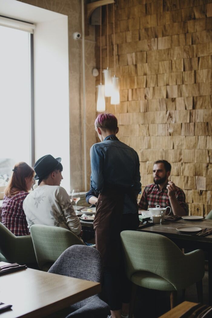 Illustration — mystery shopping and economic intelligence